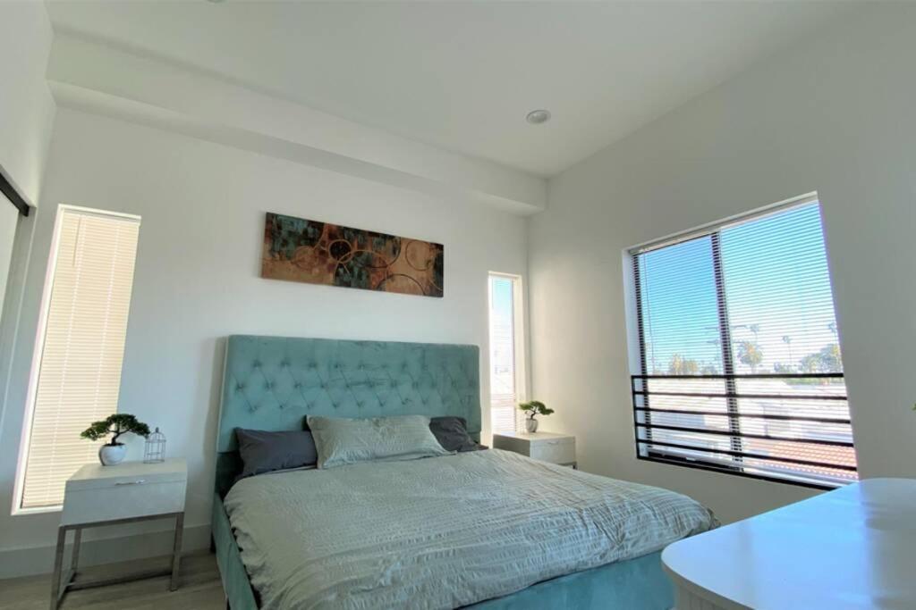 3Bd/3Ba Modern Hollywood Townhouse With Private Rooftop Los Angeles Exterior photo