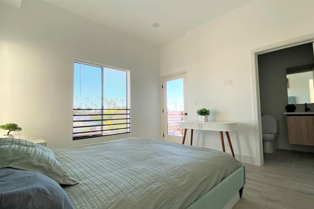 3Bd/3Ba Modern Hollywood Townhouse With Private Rooftop Los Angeles Exterior photo